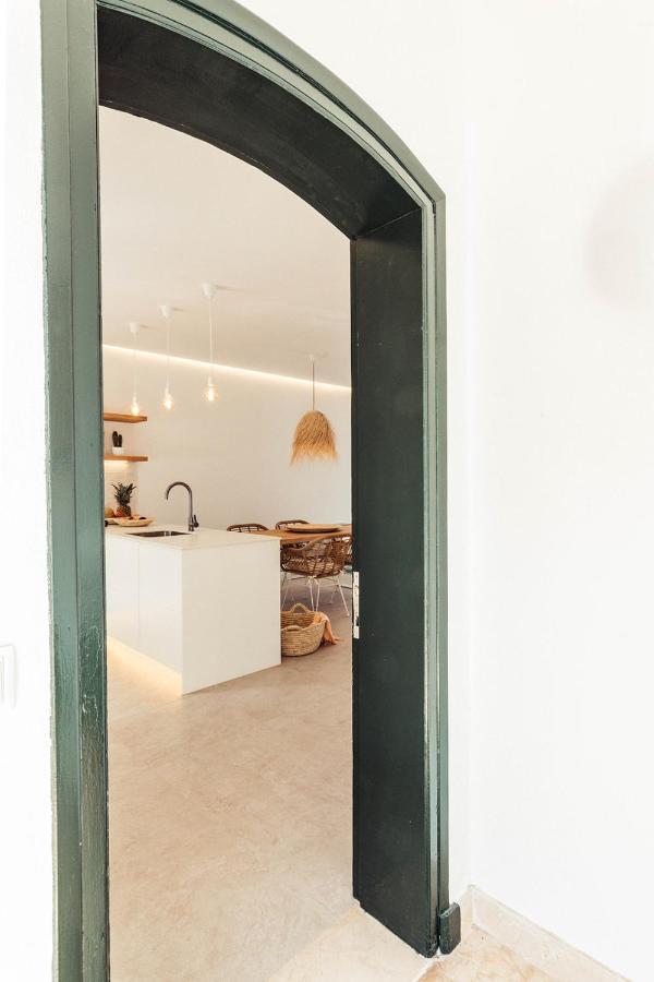 Apartamento Las Golondrinas Arenal - Adults Only Arenal d'en Castell Exterior foto